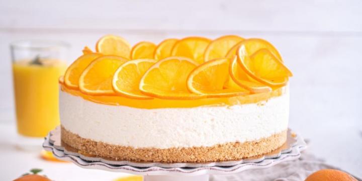 jogurtova torta s pomaranco 700x400 1 6